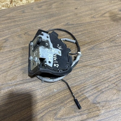 01-06 宝马 E46 330i 3 系列 COUPE 可转换右门外部手柄原始设备制造商 — 第 1/4 张图片