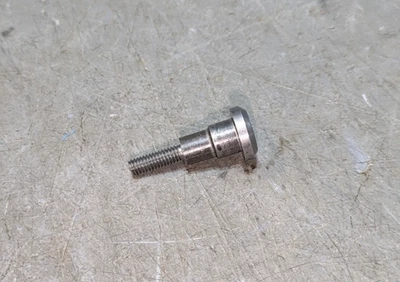 Tornillo de embrague Yamaha forma especial 90149-05147-00 Foto 1 de 2