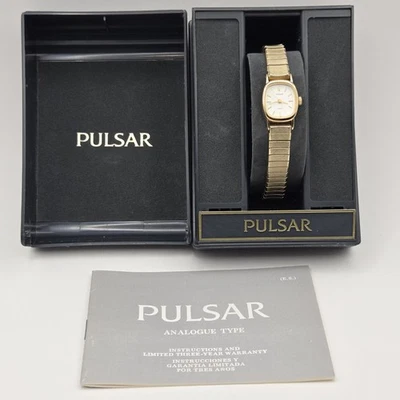 NOS Vintage Ladies Pulsar by Seiko V401 5010 Gold Tone Quartz Watch New Battery - Image 1 of 4