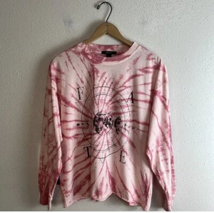 Forever21 Long sleeve Graphic T Shirt Women’s Size Small Color Pink Streetwear - Picture 1 of 7