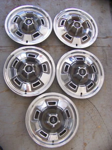 1967 PLYMOUTH VIP 14" HUBCAPS OEM (5) #2881772 1967 68 69 SPORT FURY - Picture 1 of 12