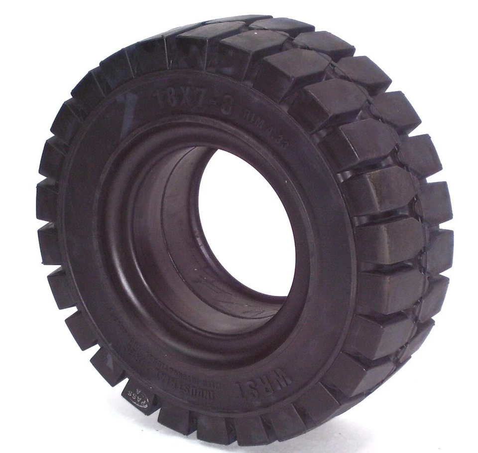 Vollgummi Gabelstapler Reifen 18x7-8/4.33 Staplerreifen 56040 mit Haltenase Rad - Bild 1 von 3