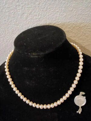 "Collar de perlas Mikimoto Blue Lagoon de 6,5 mm broche de oro de 14 k 18""" Foto 1 de 4