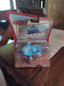 Disney Pixar Cars Lightning Storm McQueen World of Cars Die-Cast #95 Nuevo - Imagen 1 de 6