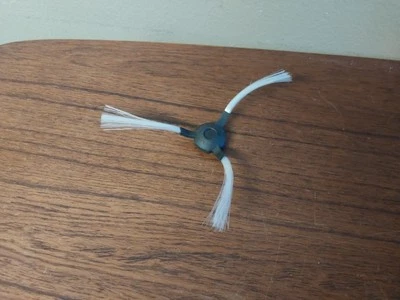 Pyle PUCRC95.5 Pure Clean Robot Vaccum - Replacement Floor Sweep Side Brush - Image 1 of 3