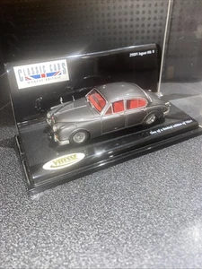 Jaguar Mk II 240 Saloon 1967 Gunmetal Grey 1.43 Vitesse Classic 25001 Flawed - Picture 1 of 8