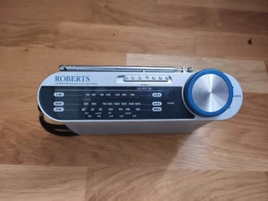 Roberts New Classic 993 R9933 Portable Radio LW MW FM vintage Retro Style - Picture 1 of 5