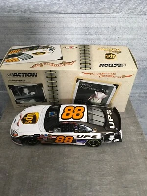 2005 Action 1:24 Dale Jarrett #88 NASCAR UPS Mother's Day Taurus Club Car  - Image 1 of 4