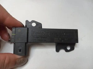 DS7T-15K603-AA 2015-17 FORD FOCUS Keyless Entry Antenna Sensor - Picture 1 of 6