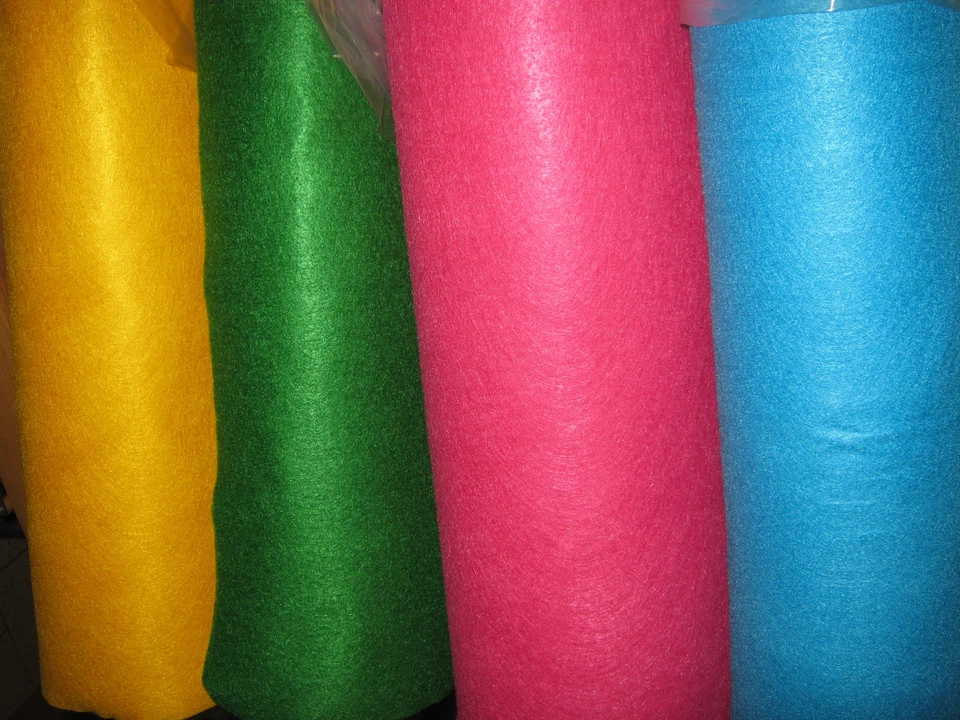 - SENZA MARCA/GENERICO – TESSUTO PANNO LENCI (peso gr. 324 mtl.) 100% POLIESTERE ALTEZZA 180 cm. 50 cm