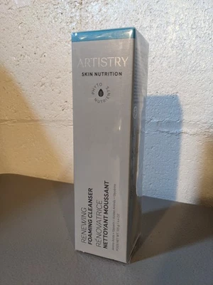Artistry skin nutrition renewing foaming cleanser 4.4 Oz New - Image 1 of 4
