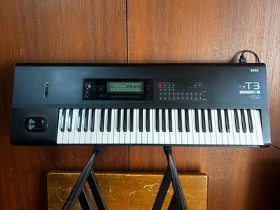 Korg T3 EX 音乐工作站合成器全新内置电池!! 带盒 — 第 1/4 张图片