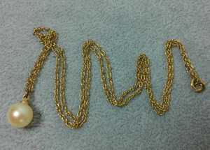 Vintage 8,2 mm echte Perle Anhänger 1/20 12k Goldfüllung zierlich gedrehte Kette Halskette - Bild 1 von 15