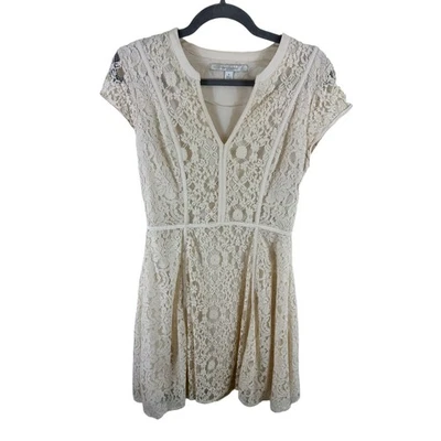 Vestido LC Lauren Conrad Crema Manga Gorra Corto Ligero Línea A Encaje Talla 8 Foto 1 de 4