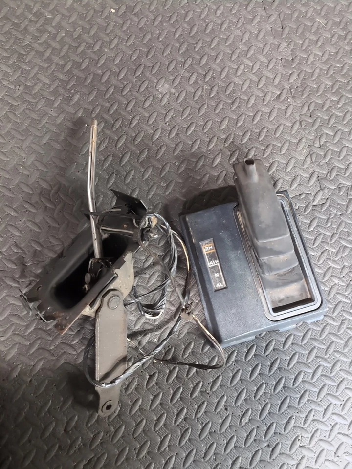 Camión Chevy GMC 1981-1987 C/K BLAZER JIMMY NP208 CAJA DE TRANSFERENCIA PALANCA DE CAMBIOS  Foto 1 de 4