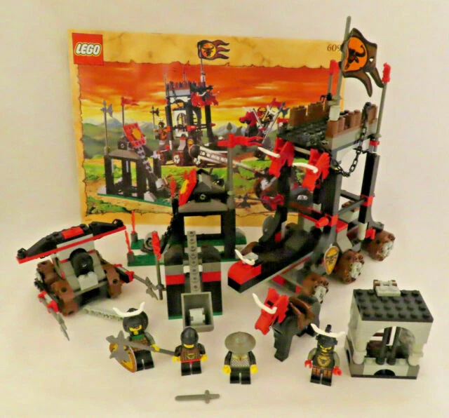 LEGO Castle: Bull's Attack (6096)
