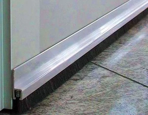 1,2m Leistenbürste 25mm ALU-Profil mit 25mm Roßhaar sw Bürstenleiste 50mm hoch - Bild 1 von 4