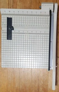 VINTAGE 1999 X-ACTO & BOSTON 12”X 12” DESKPAPER PAPER CUTTER TRIMMER LIGHTWEIGHT - Picture 1 of 5