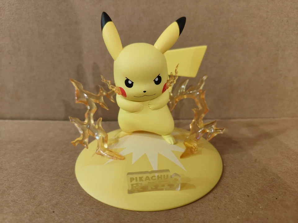 Figura de acción Funism Pokémon Eevee Adventure Series Pikachu Foto 1 de 4