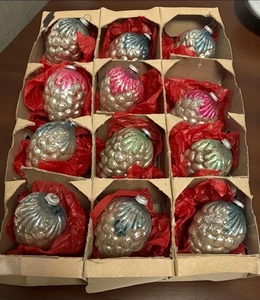 Vintage JAPAN “BUMPY BERRY FRUIT” MERCURY GLASS FEATHER TREE ORNAMENTS-Box Of 12 - Picture 1 of 9