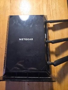 Bezprzewodowy przedłużacz zasięgu Netgear EX7000 AC1900 WiFi - Zdjęcie 1 z 3