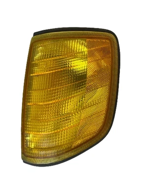 Luz de señal de giro delantera Mercedes Benz 300E 1986-1993 lado izquierdo del conductor Foto 1 de 4