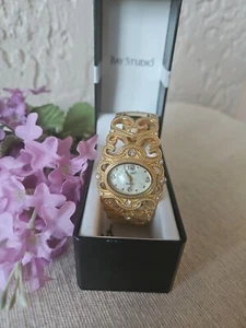 Womens Bay Studio Cuff Watch Shell Face Gold Tone Scroll Clear Rhinestone WORKS! - Picture 1 of 4