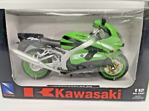 NewRay 1:12 Diecast Kawasaki ZX-9R Motorcycle - Picture 1 of 4