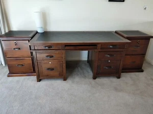 Solid Mahogany Office Desk - Executive Partners Desk ⭐️Free Delivery -100kmR ⭐️ - Picture 1 of 7