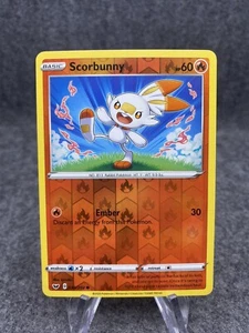 Juego de Base de Espada y Escudo Pokémon JCC Scorbunny 030/202 Holo Inverso Común Casi Nuevo - Imagen 1 de 2