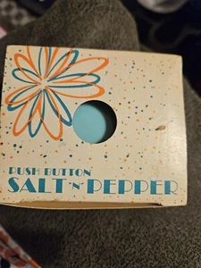Vintage Reise Salz und Pfefferstreuer Neu im Karton  - Bild 1 von 2
