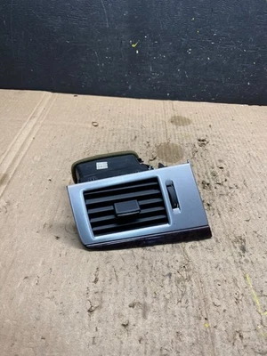 2007 to 2014 Cadillac Escalade Left Driver A/C Heat Air Vent Trim Oem p1936 DG - Image 1 of 4