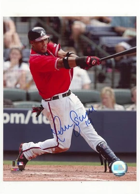 Foto autografiada de 8" x 10" de los Atlanta Braves - Yunel Escobar (2008) Foto 1 de 2