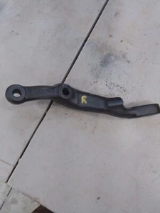 1969-76 Corvette Original RH Passenger 1 hole steering arm front knuckle 465072 - Picture 1 of 3