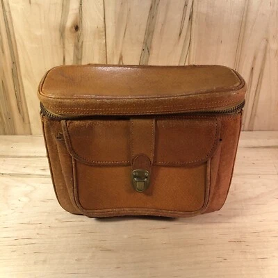 Vintage Craftsman Genuine Pigskin Camera Bag Made in Japan 1950's - Image 1 of 4