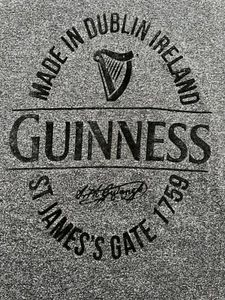 Guinness Men’s Dark Gary with Felted Logo Relaxed Fit T Shirt – Large – Preowned - Picture 1 of 8