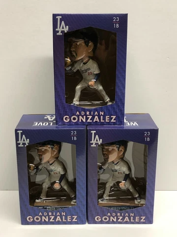 Lot of 3 ** Adrian Gonzalez GOLD GLOVE Los Angeles Dodgers 2015 Bobbleheads SGA Cover