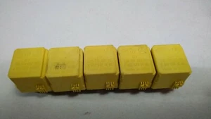 LOT OF 5 MERCEDES HELLA OR SIEMENS OEM 0025421419 BONUS 10 MINI FUSES - Picture 1 of 3