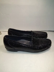 SAS Simplify Croc Print Patent Leather Slip On Loafer Shoes Women's sz 9.5S - Picture 1 of 10