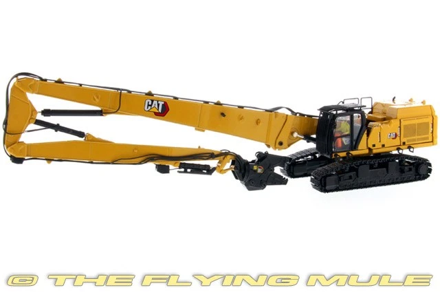Excavadora Diecast Masters 1:50 352 UHD con 2 plumas Foto 1 de 4