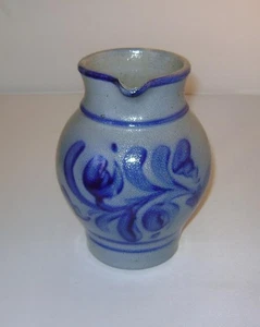 Antiker Westerwälder blau & grauer Steinzeug Krug 16 cm hoch - Bild 1 von 6