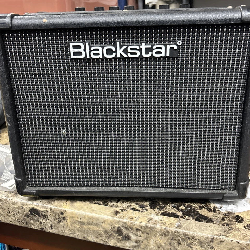 Amplificador de guitarra estéreo Blackstar ID:Core V2 10 Foto 1 de 4