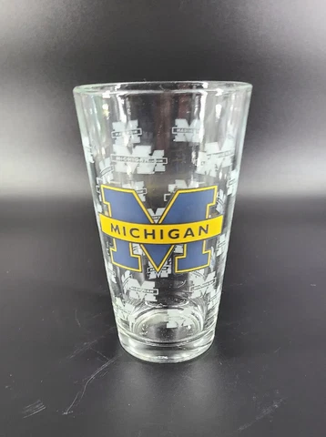Michigan Wolverines 16 Oz. Team Spirit Pint Glass Tumbler Cover