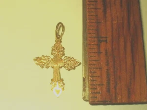 Antiker 10K Gold Kreuz Anhänger Vintage Diamantschliff Herzen 1 x 3/4" 0,9g - Bild 1 von 3