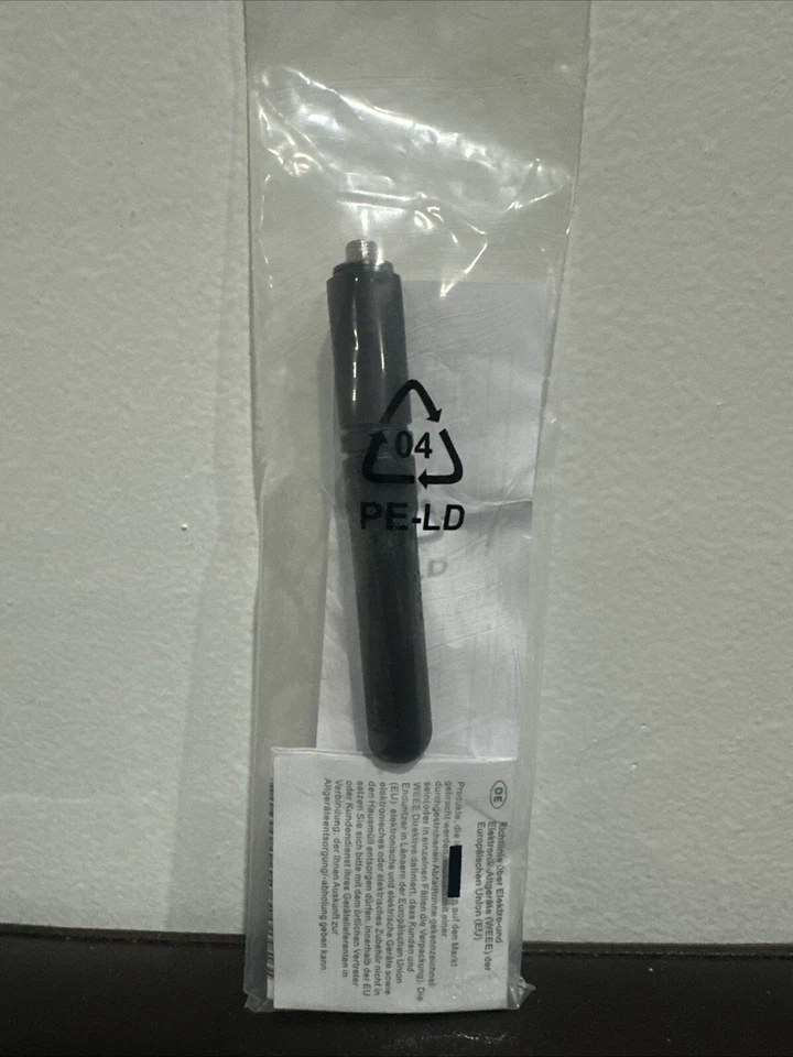 Motorola Pmae4070a Antenna,4 L,Rubber/Plastic - Image 1 of 1