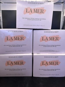 La Mer The Luminous Lifting Cushion Foundation LSF 20 + REFILL (Wählen Sie Ihren Farbton) - Bild 1 von 5