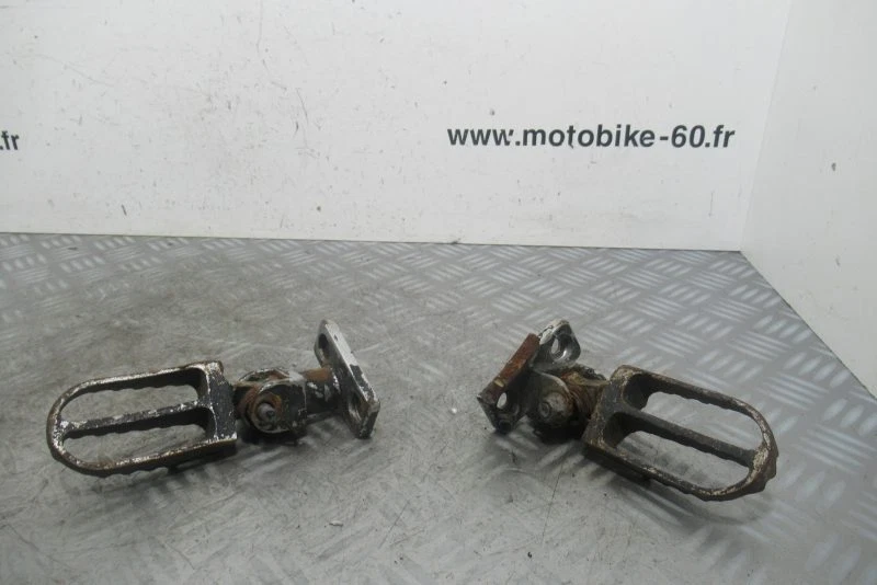 Repose pied Dirt Bike Lifan 125 4t - Photo 1/1