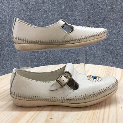 Minnetonka Shoes Womens 8 Moccasin Mary Jane Cream Leather Buckle Casual Low - Image 1 of 4