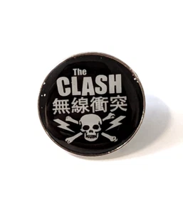 The Clash Combat Punk Rock Joe Strummer London rufende Emaille Brosche Pin - - Bild 1 von 3