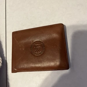 Fossil Brown Leather Bifold Wallet Logo Embossed - Picture 1 of 7
